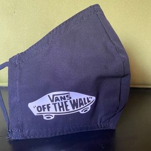Non Authentic vans face mask